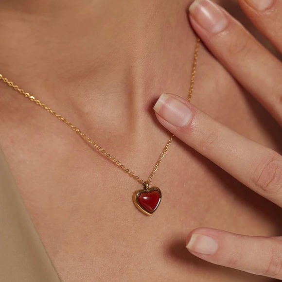 ◾️18k Gold Plated Red Agate Stone Heart Pendant Clavicle Necklace Chain - Picture 3 of 12